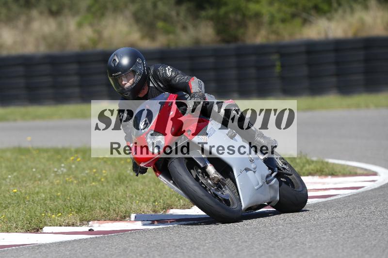 Archiv-2025/48 25.08.2025 Cornu Master School ADR/gruen-vert/3